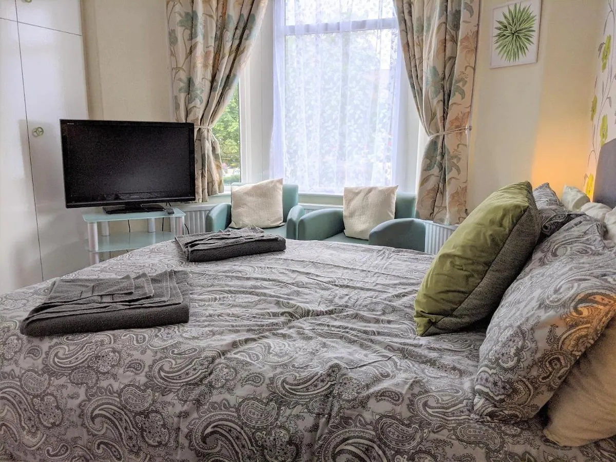 Exley カーク リー ゲスト ハウス Bed & Breakfast