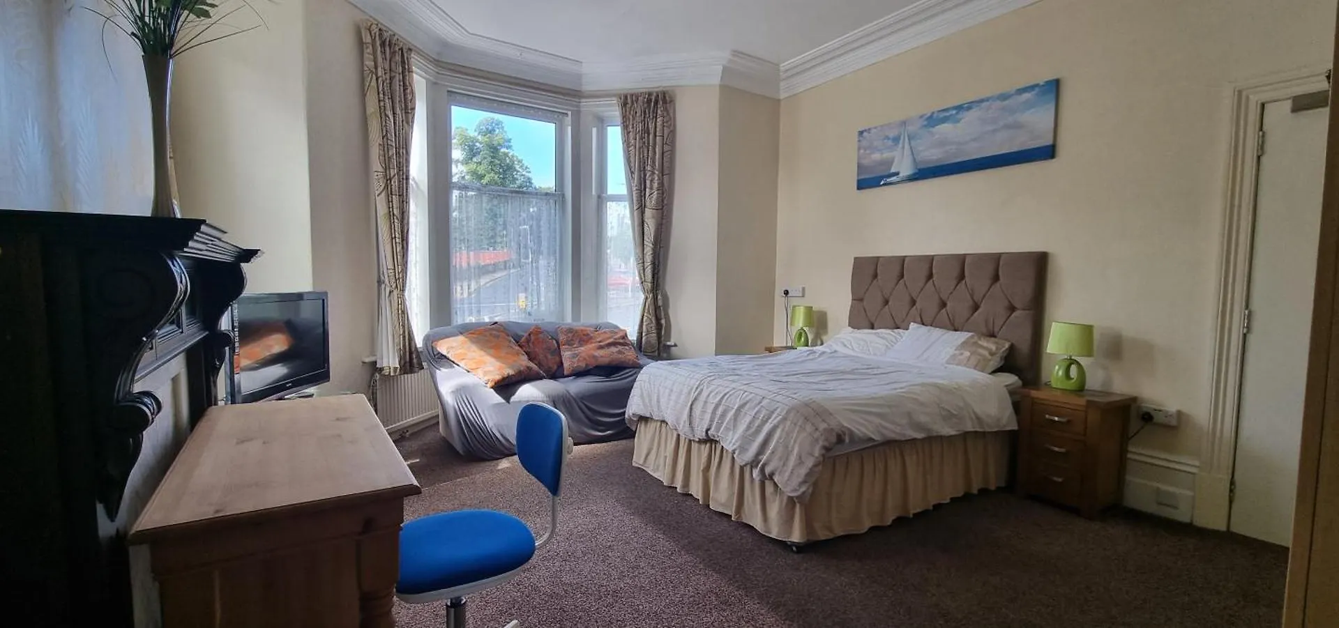 ***  Exley カーク リー ゲスト ハウス Bed & Breakfast イギリス